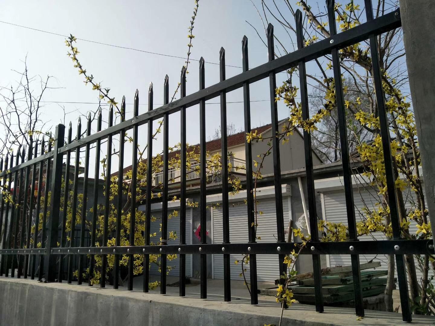 大連金屬圍欄 構筑城市庭院與社區屏障的工藝美學